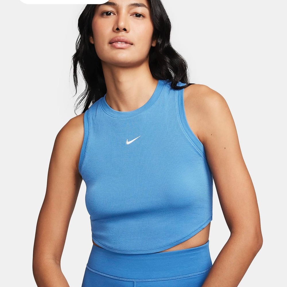 Nike Sportswear Chill Knit Tank